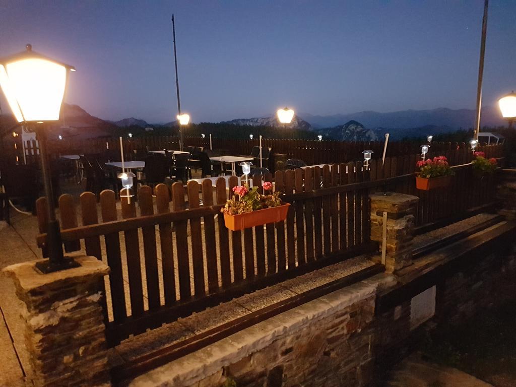 Hotel Berghof Tauplitzalm מראה חיצוני תמונה